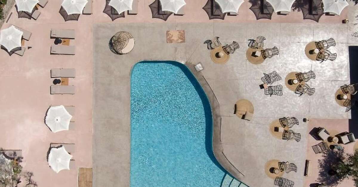 Een foto van een overzicht van The Nest Resort