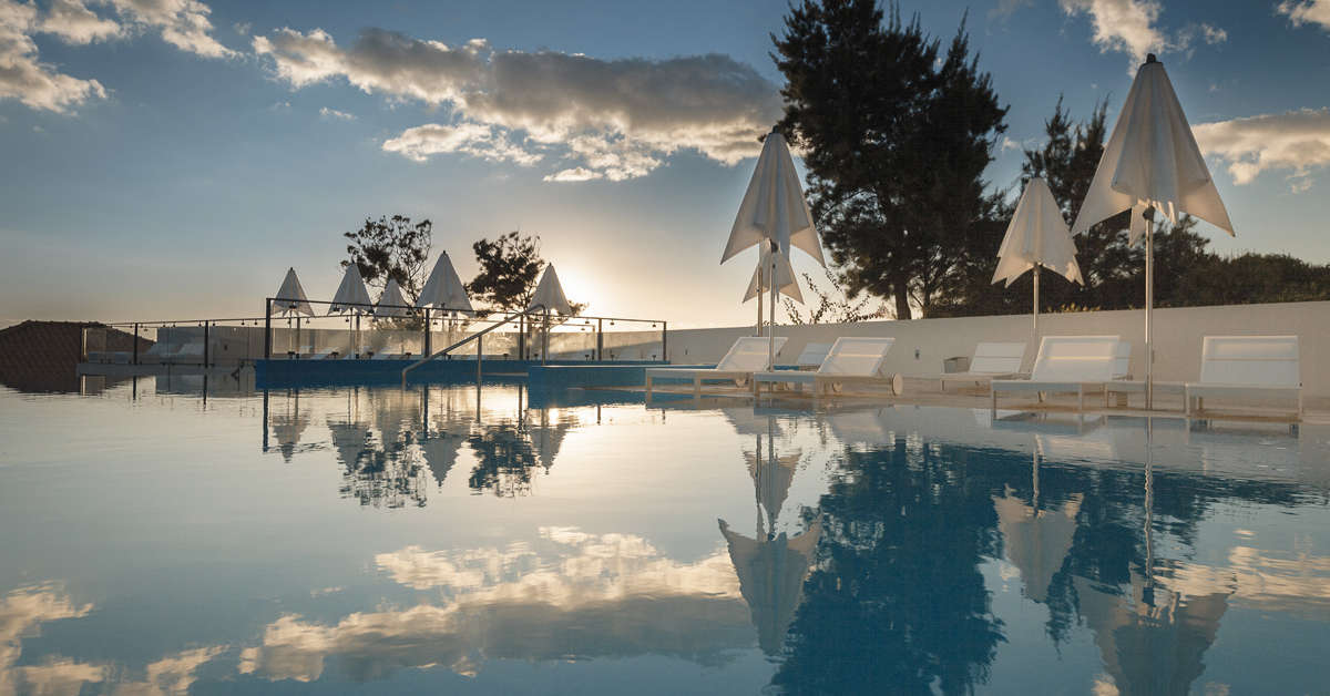 Een foto van het zwembad bij Estalagem Ponta Do Sol
