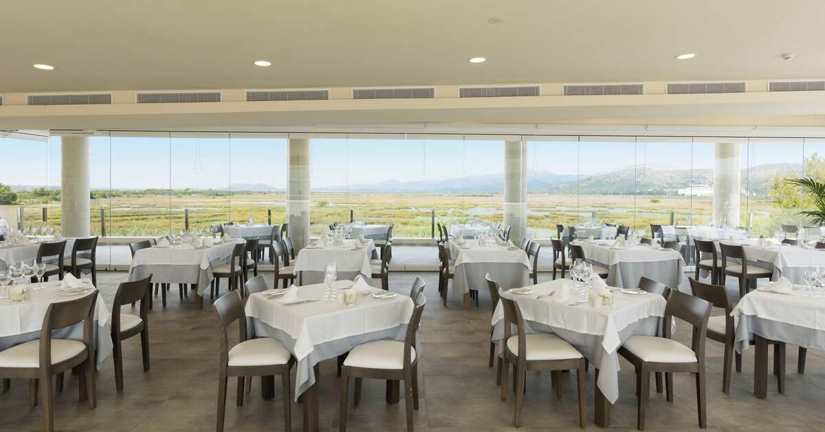 Een foto van de faciliteiten bij Aparthotel Playa de Muro Suites