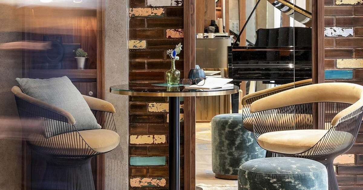 Een foto van Card Hotel
