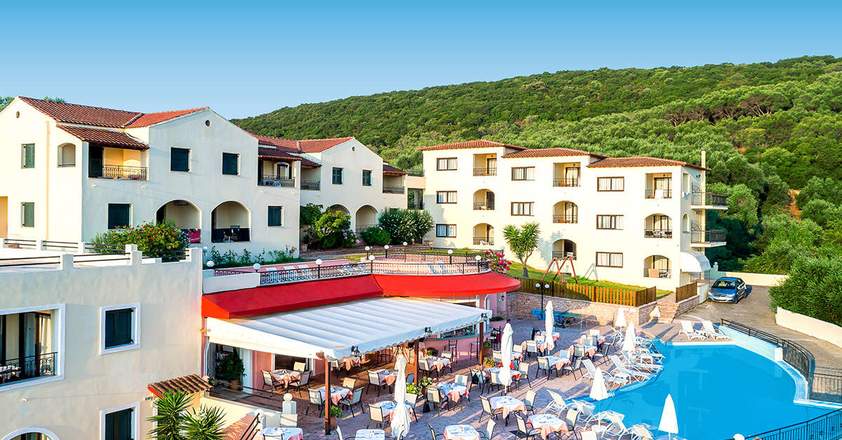 Ein Foto vom Pool im Aparthotel Corfu Pelagos