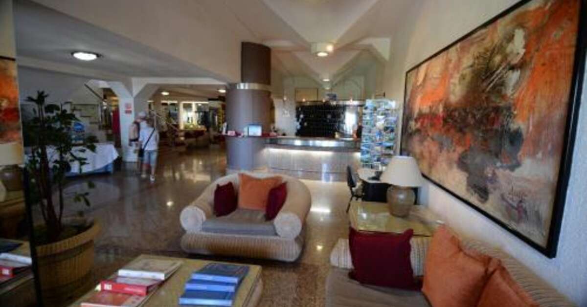 Een foto van het interieur van Appartementen Palm Garden