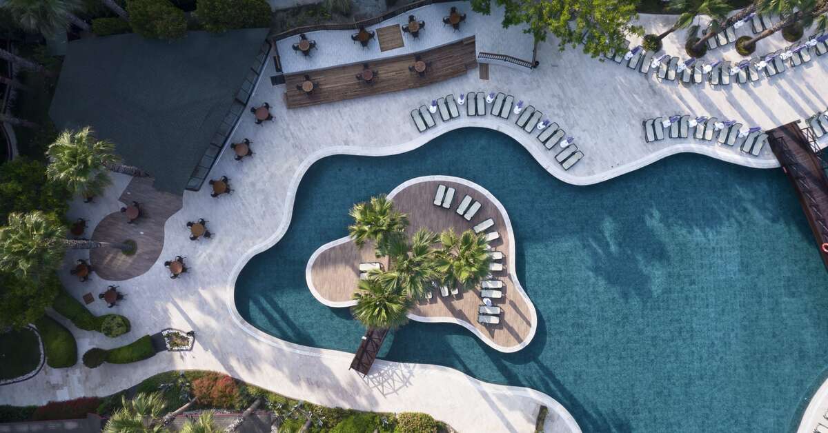 Een foto van het zwembad bij Siam Elegance Hotels & Spa