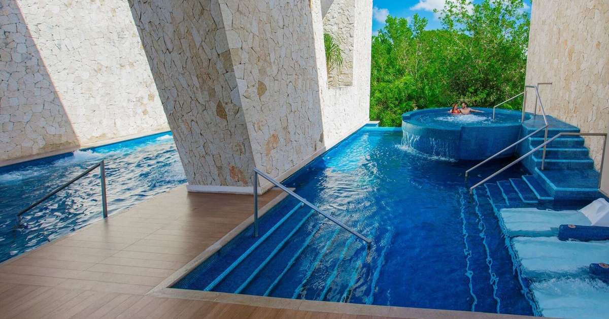 Een foto van het zwembad bij Grand Sirenis Riviera Maya Resort & Spa