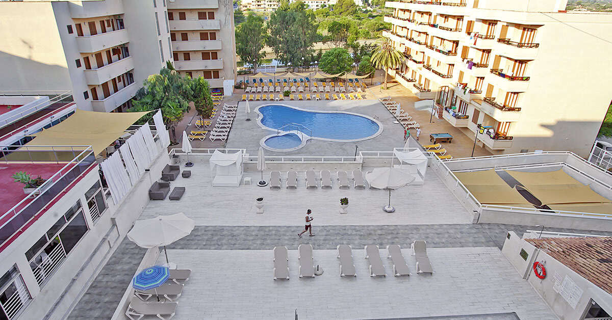 Een foto van het zwembad bij Bei Juan Playamar Hotel & Appartementen