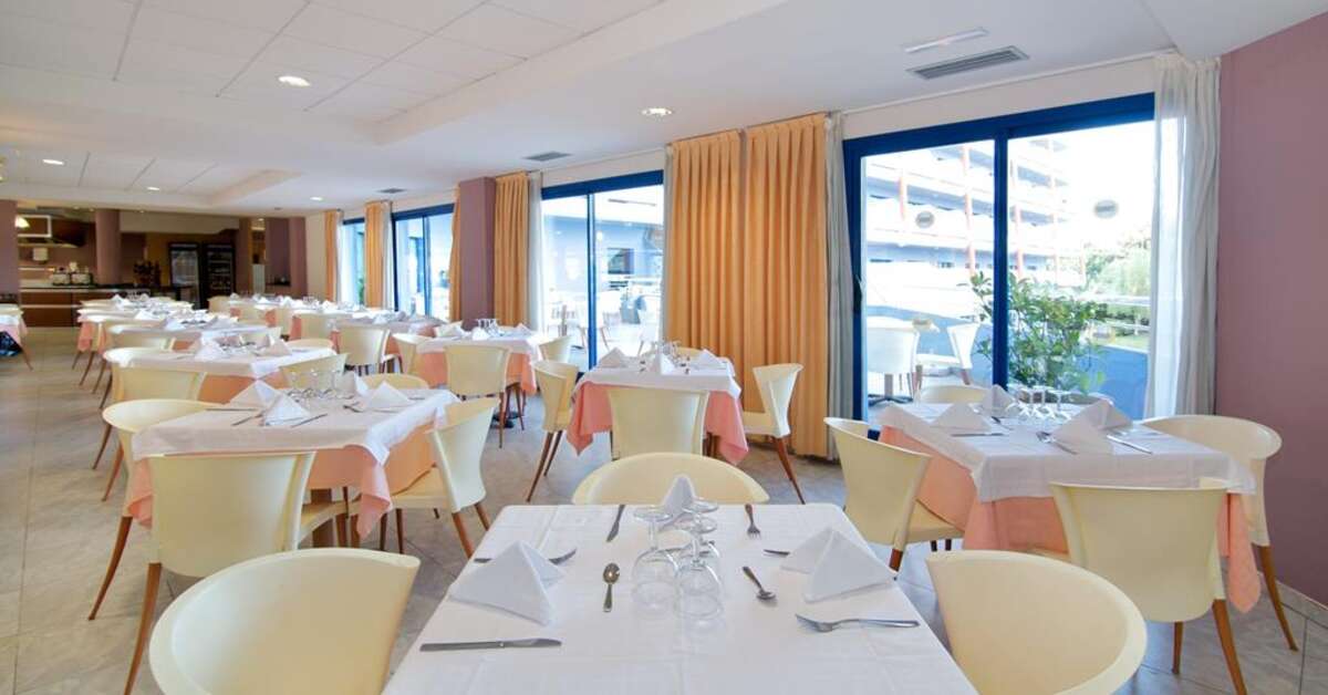 Een foto van de faciliteiten bij Hotel Piramide Salou