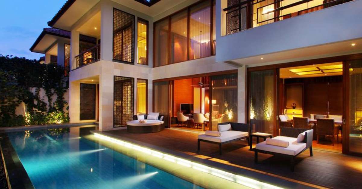 Een foto van het zwembad bij InterContinental Bali Sanur Resort