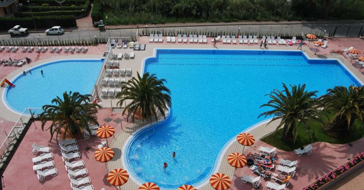 Een foto van het zwembad bij Ai Pozzi Village Spa Resort