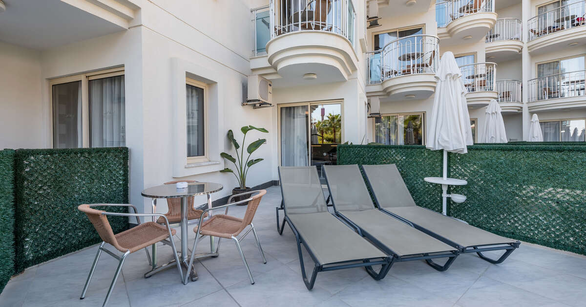 Een foto van White City Beach Hotel