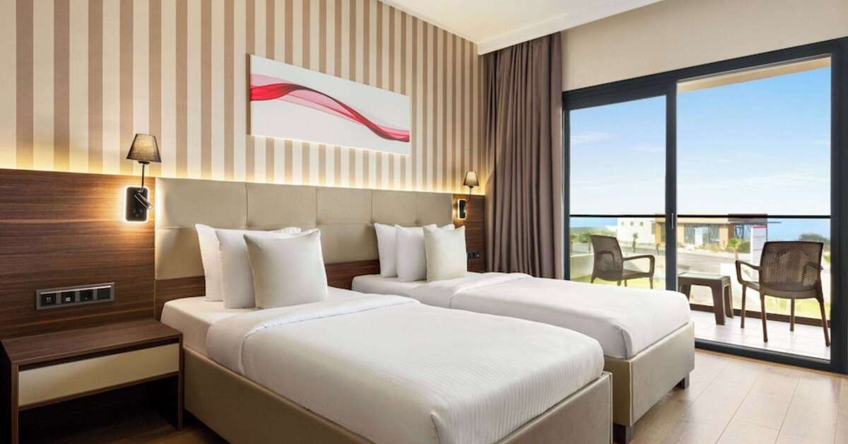 Een foto van Ramada by Wyndham Cesme