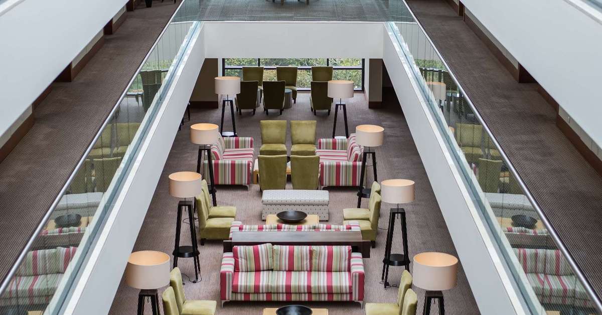 Een foto van het interieur van Azoris Royal Garden Hotel