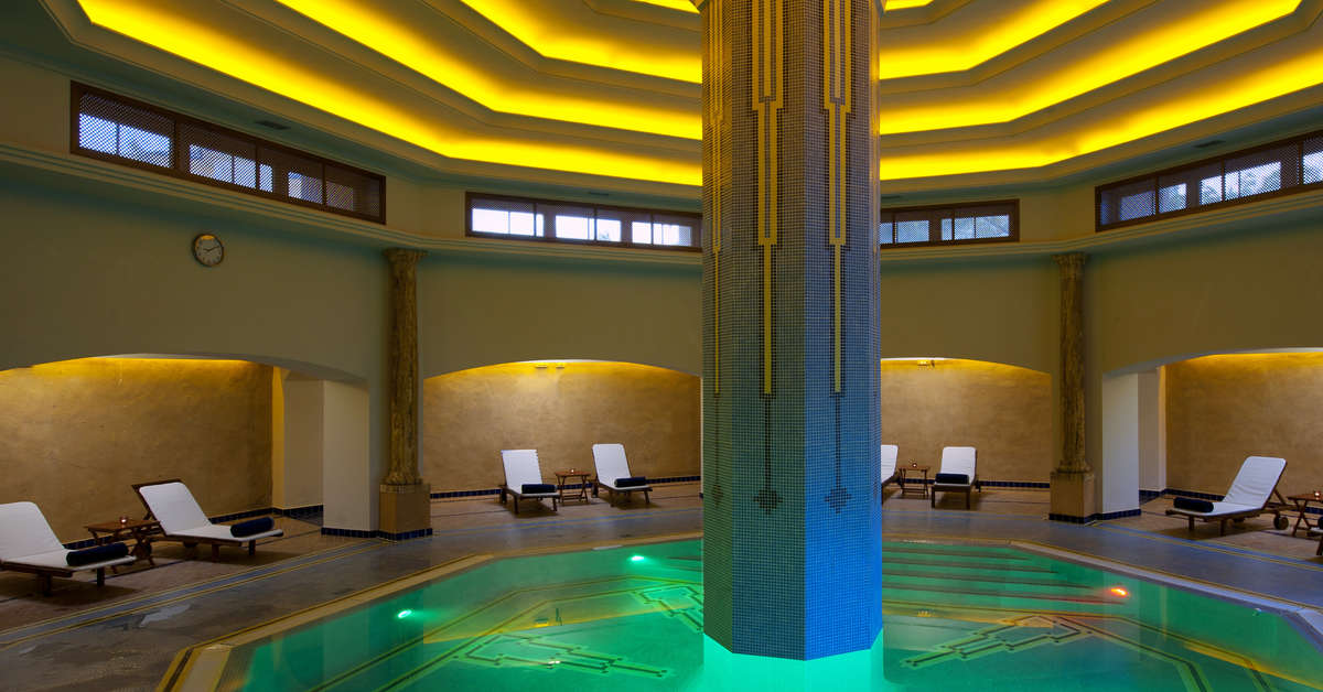 Een foto van het zwembad bij Melia Atlantico Isla Canela