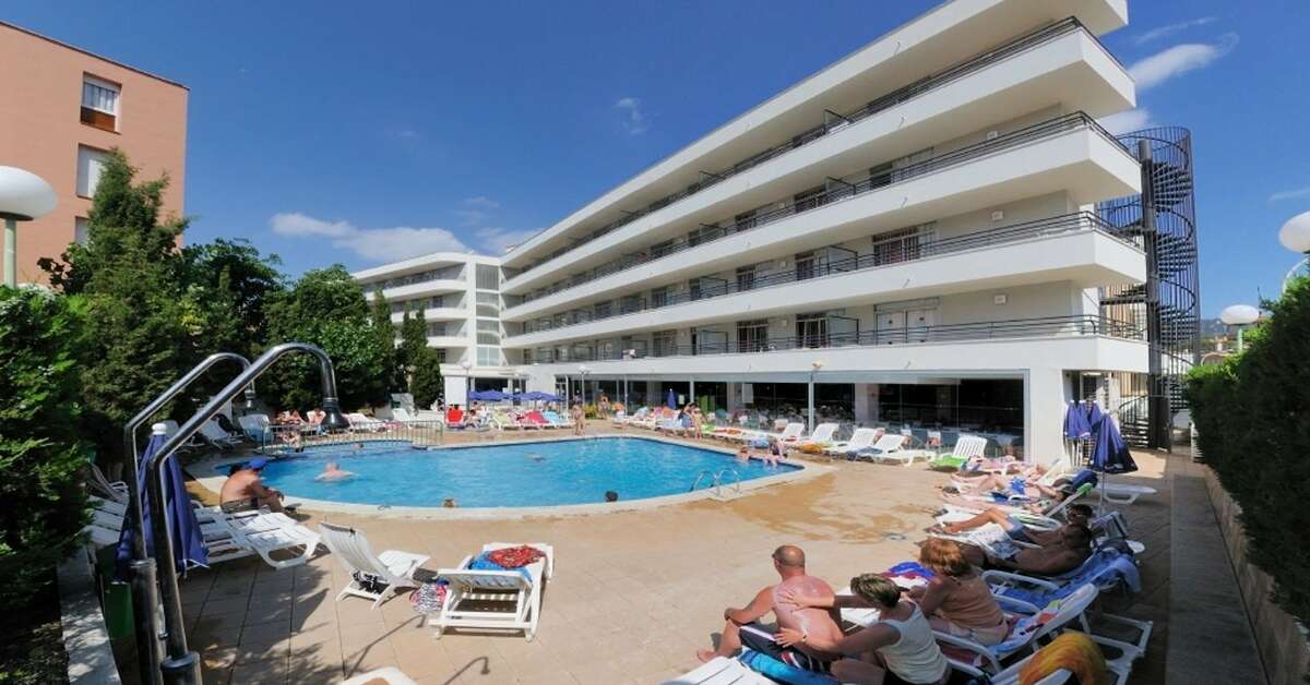 Een foto van een overzicht van Aparthotel Esmeraldas