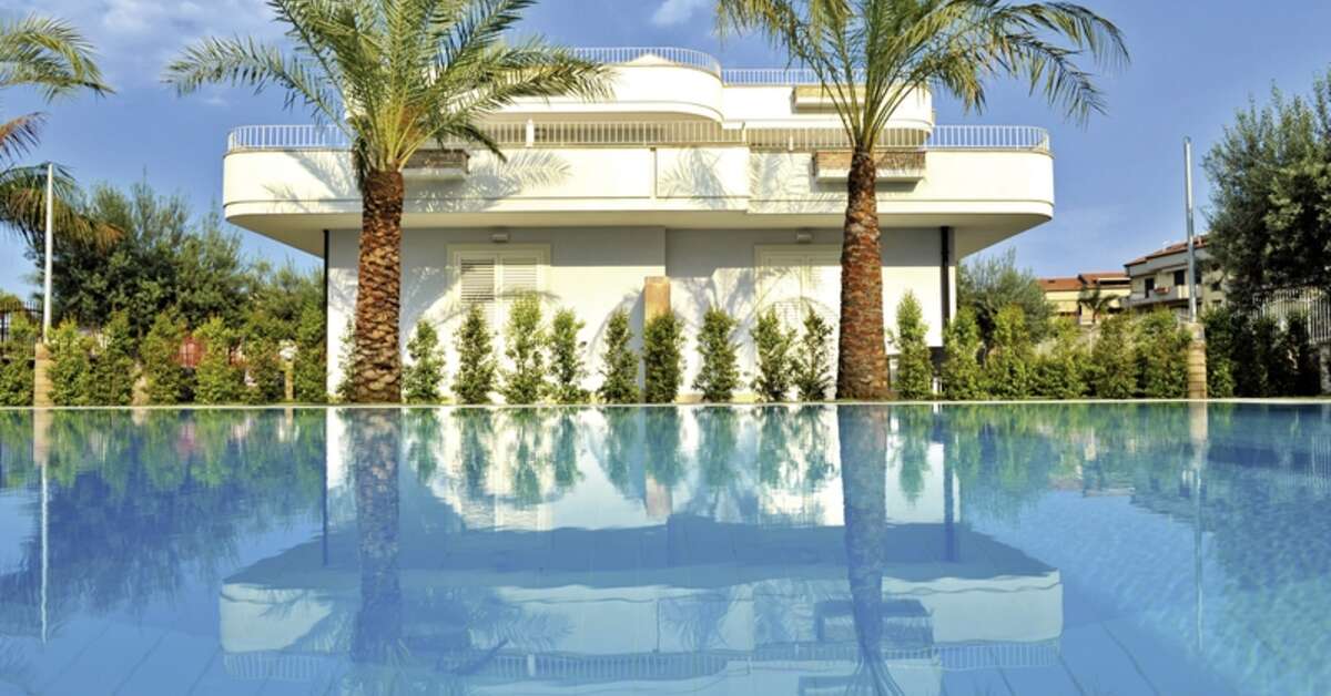 Een foto van het zwembad bij Villa Galati Resort