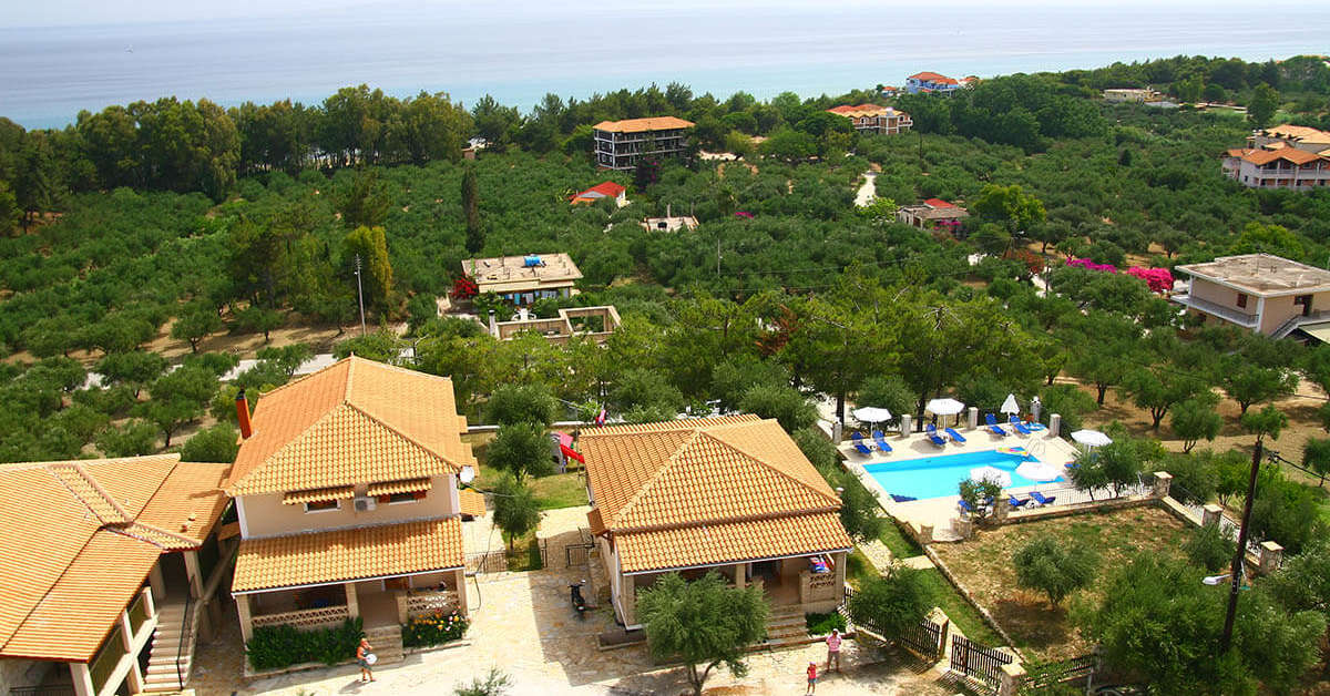 Een foto van de buitenkant van Aeolos Zante Villas