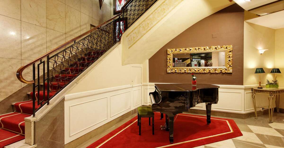 Een foto van het interieur van Hotel Mayorazgo