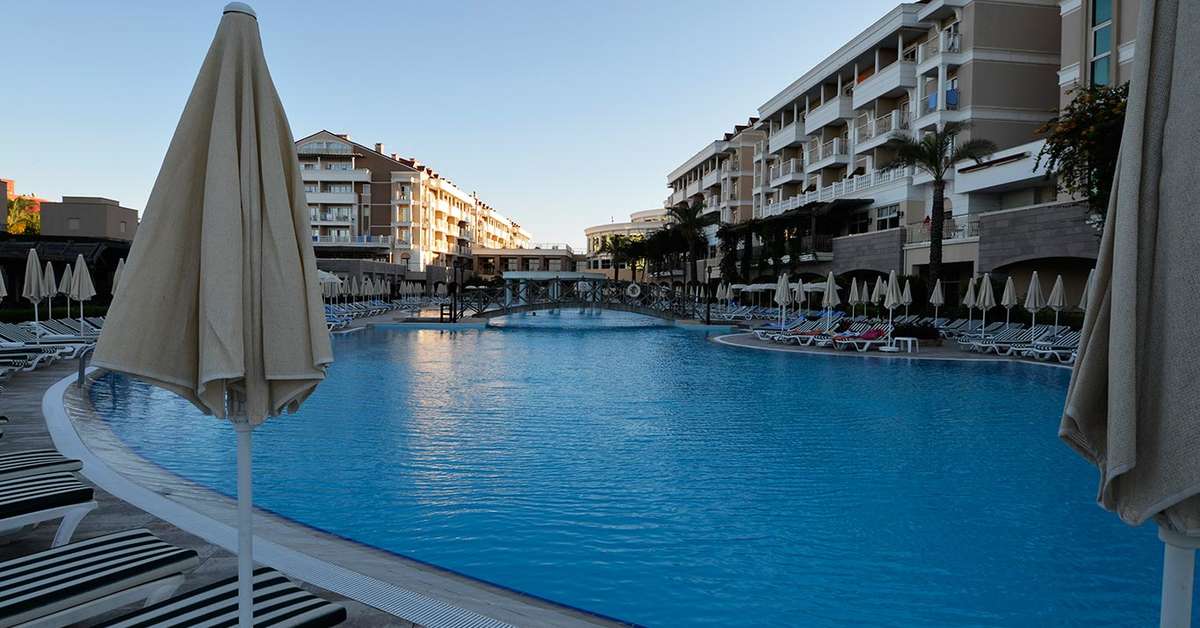Ein Foto vom Pool im Trendy Aspendos Beach