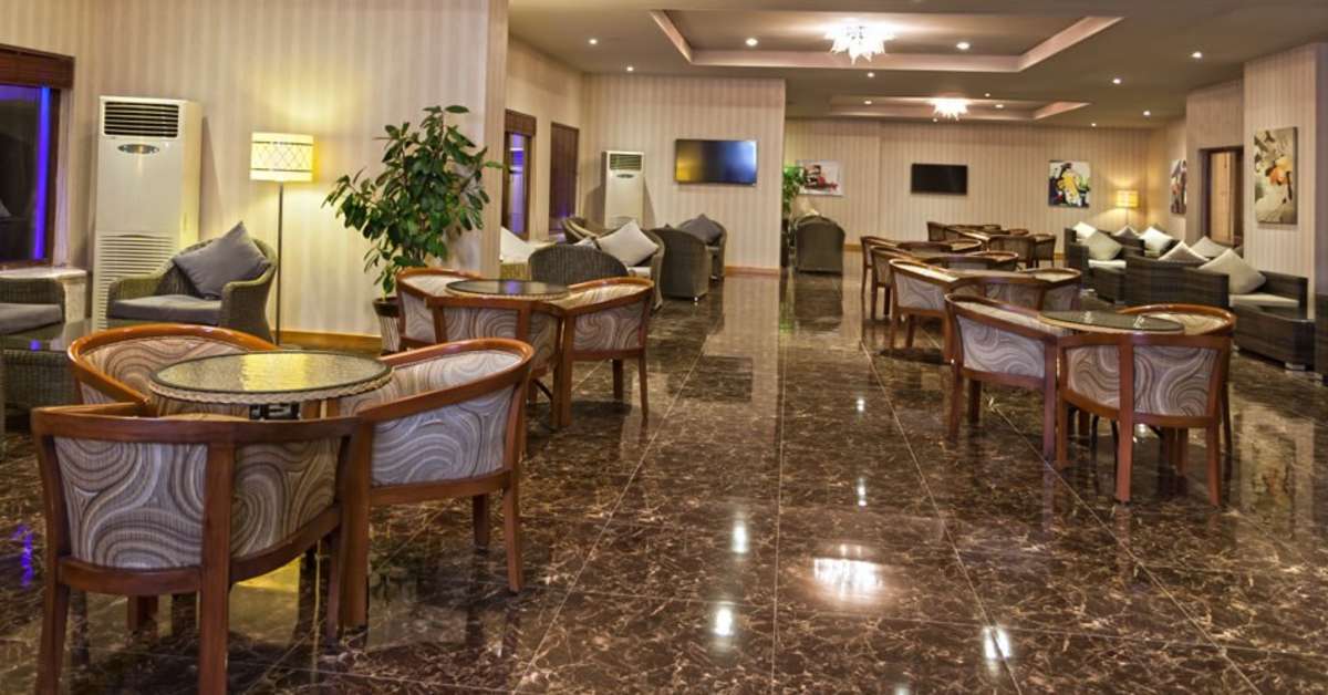 Een foto van het interieur van Justiniano Club Park Conti