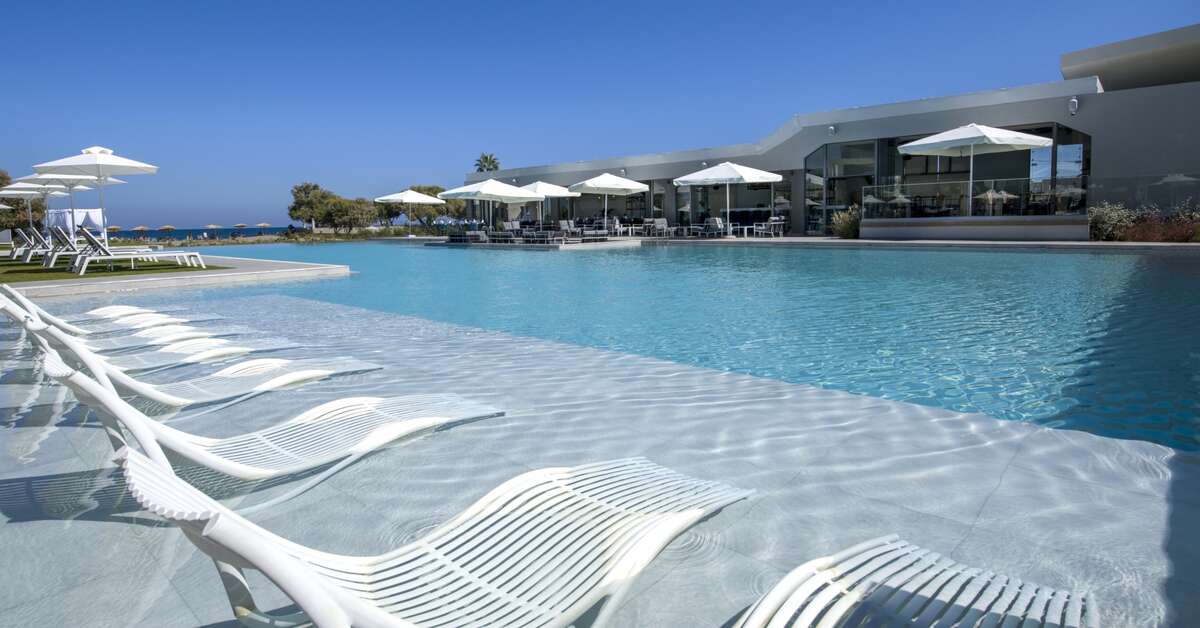 Een foto van het zwembad bij Myrion Beach Resort & Spa