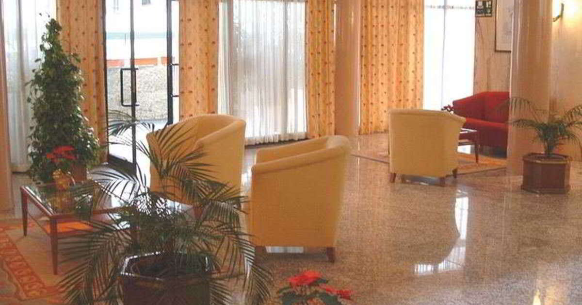 Een foto van het interieur van Aparthotel Imperatriz