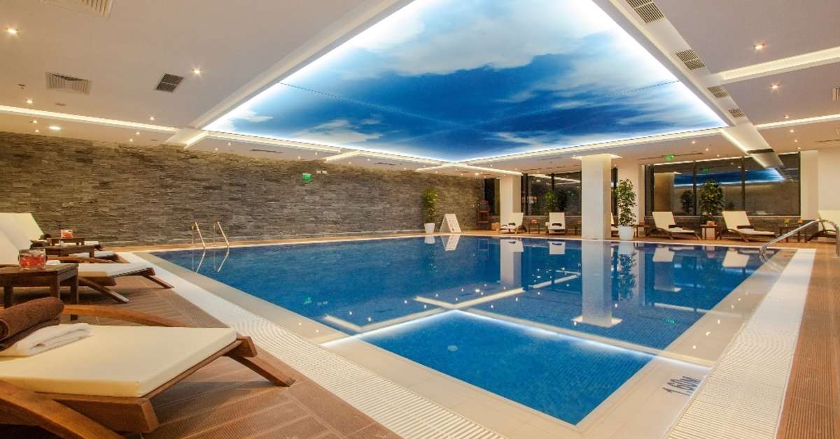 Ein Foto vom Pool im International Hotel Casino & Tower Suites