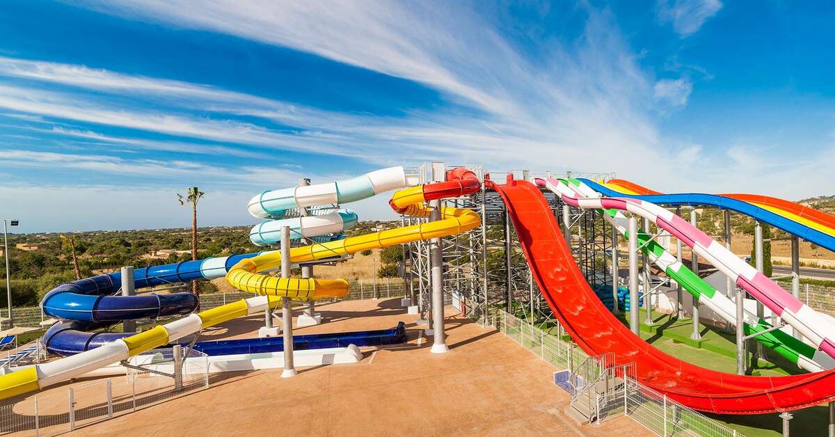 Een foto van het zwembad bij Globales Bouganvilla Aparthotel