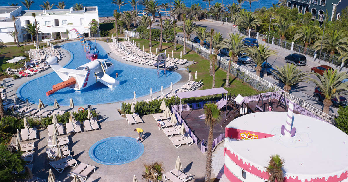 Een foto van het zwembad bij Riu Gran Canaria
