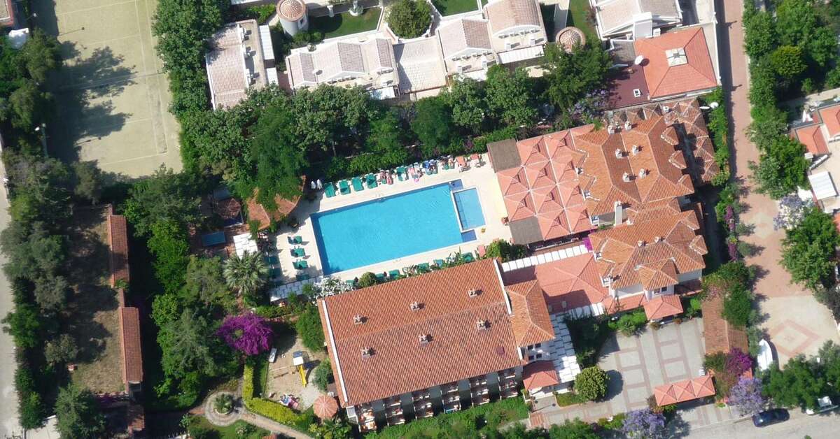 Ein Foto vom Pool im Perdikia Beach Hotel