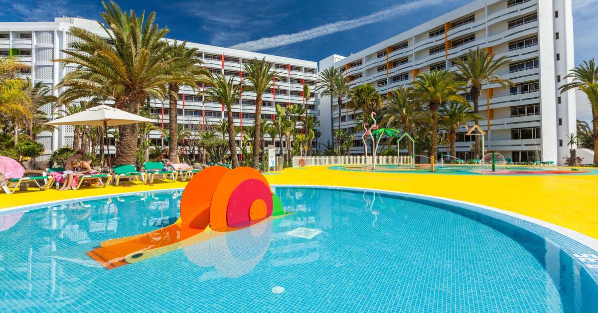Een foto van het zwembad bij Abora Buenaventura by Lopesan Hotels