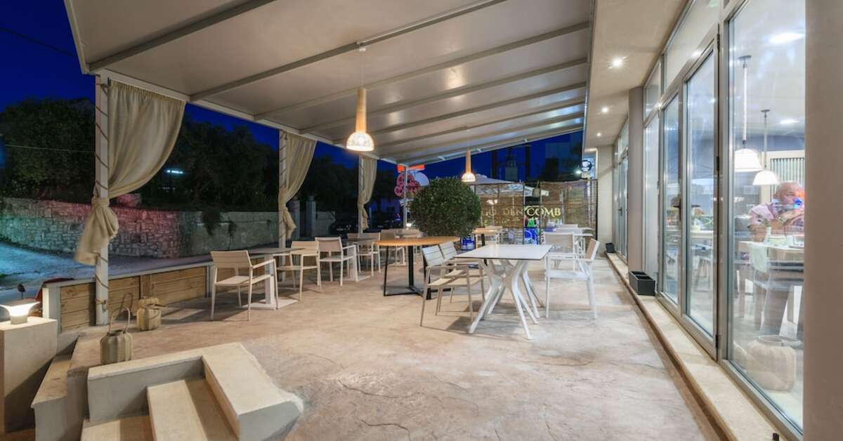 Ein Foto Karras Grande Resort