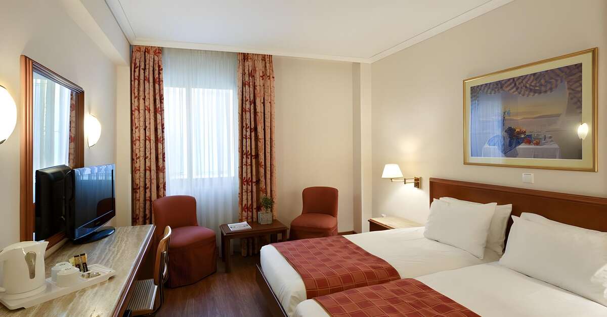 Ein Foto Titania Hotel