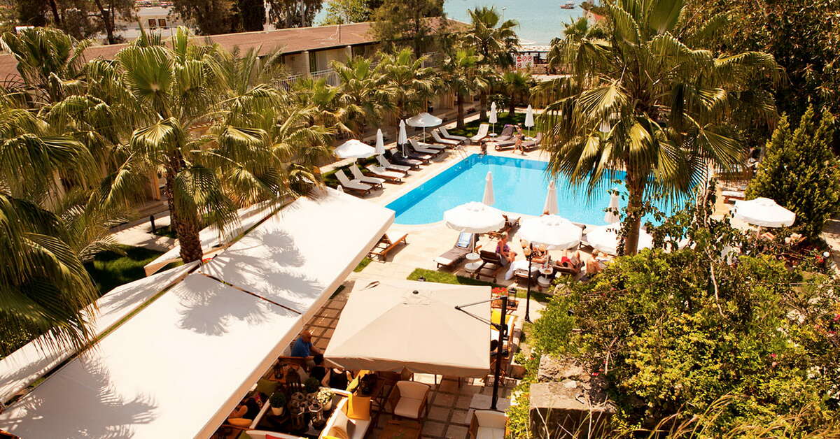 Een foto van het zwembad bij Sunprime Dogan Side Beach