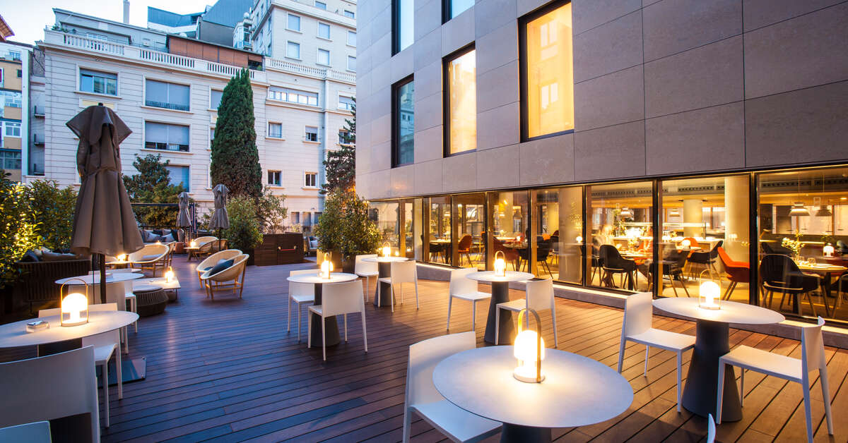 Een foto van het terras bij Ocean Drive Barcelona
