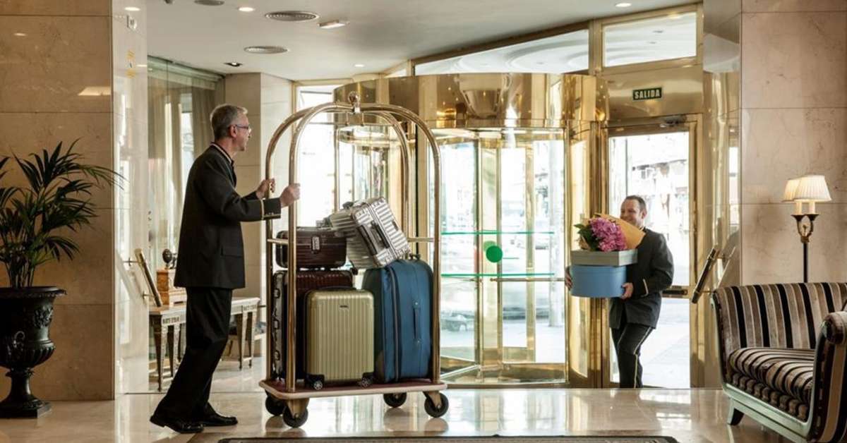 Een foto van het interieur van Hotel Emperador