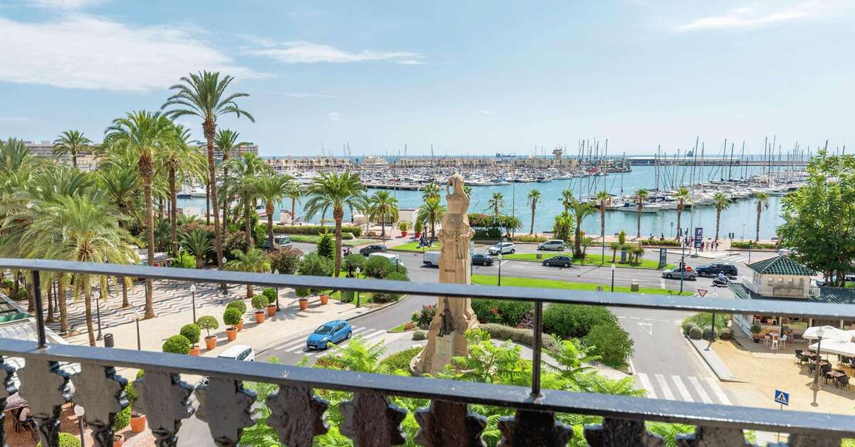 Ein Foto Casa Alberola Alicante Curio Collection by Hilton