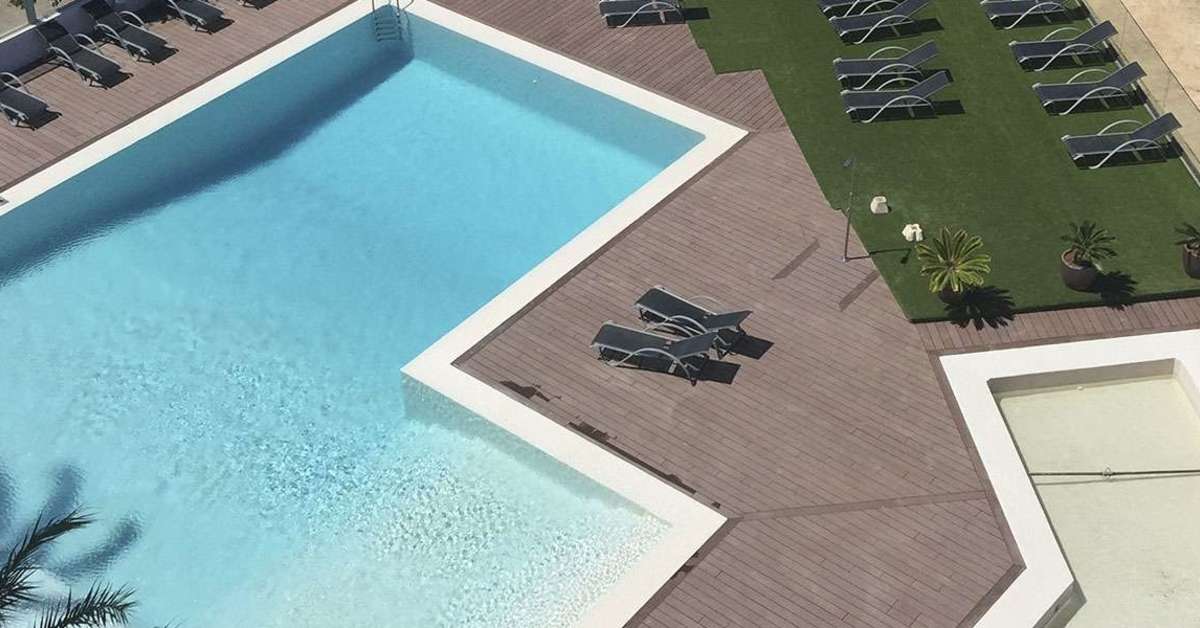 Een foto van het zwembad bij Hotel Abrat