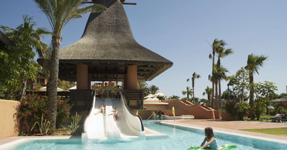 Een foto van het zwembad bij Novo Resort