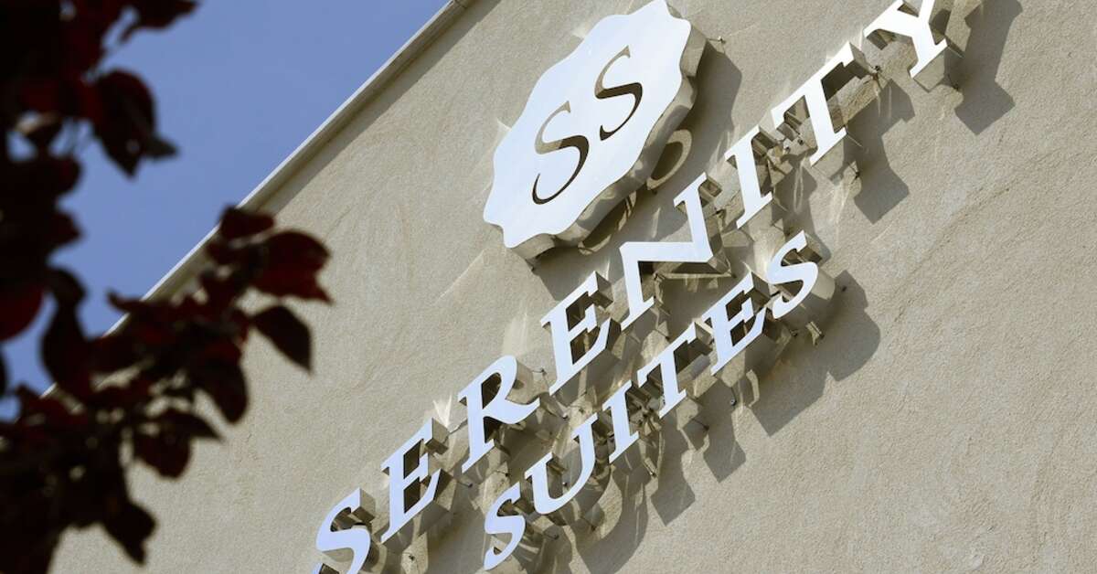 Een foto van de buitenkant van Serenity Suites