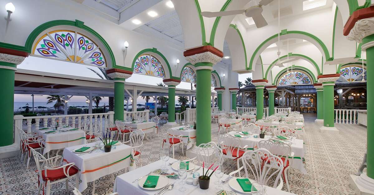 Een foto van Aishen Club Kamelya Collection