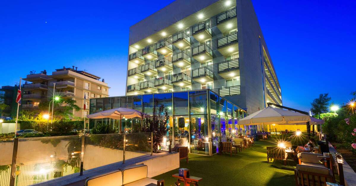 Een foto van de buitenkant van Sol Port Cambrils Hotel