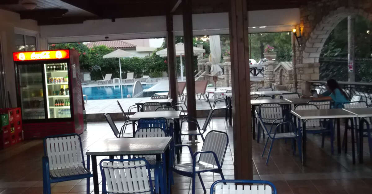 Een foto van het terras bij Panorama Studios & Appartementen