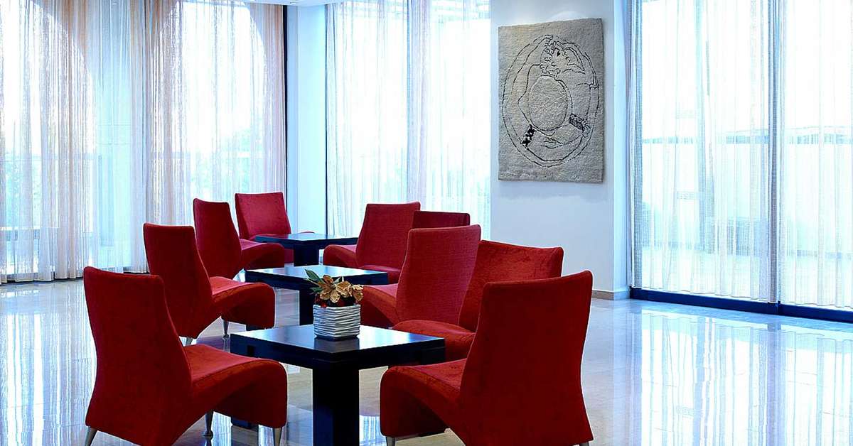 Een foto van het interieur van Labranda Miraluna Village & Spa