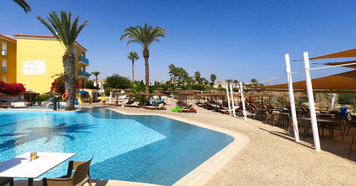 Een foto van het zwembad bij Malama Beach Holiday Village