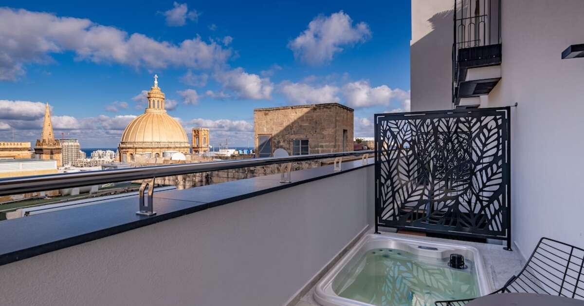 Een foto van The Embassy Valletta Hotel