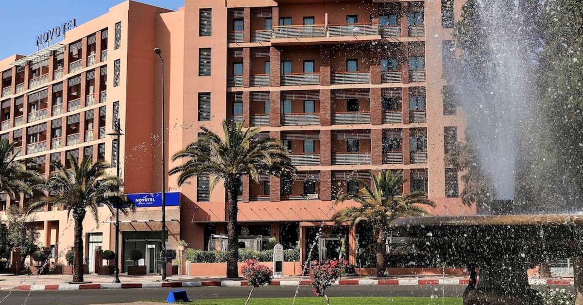 Een foto van de buitenkant van Hotel Novotel Marrakech Hivernage