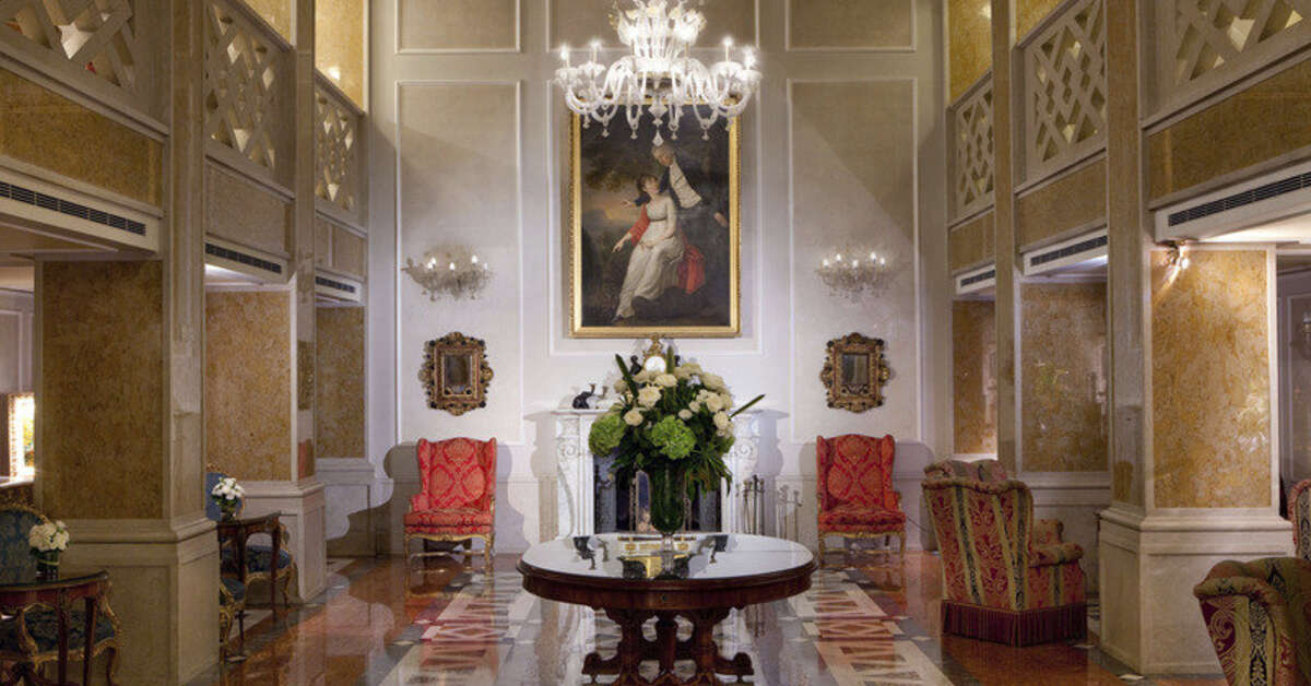 Een foto van het interieur van Baglioni Hotel Luna