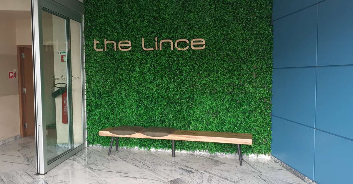Een foto van de buitenkant van The Lince Azores