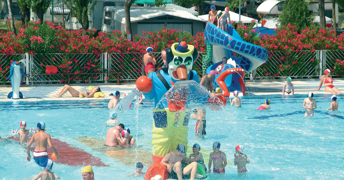 Een foto van het zwembad bij Camping Marina di Venezia