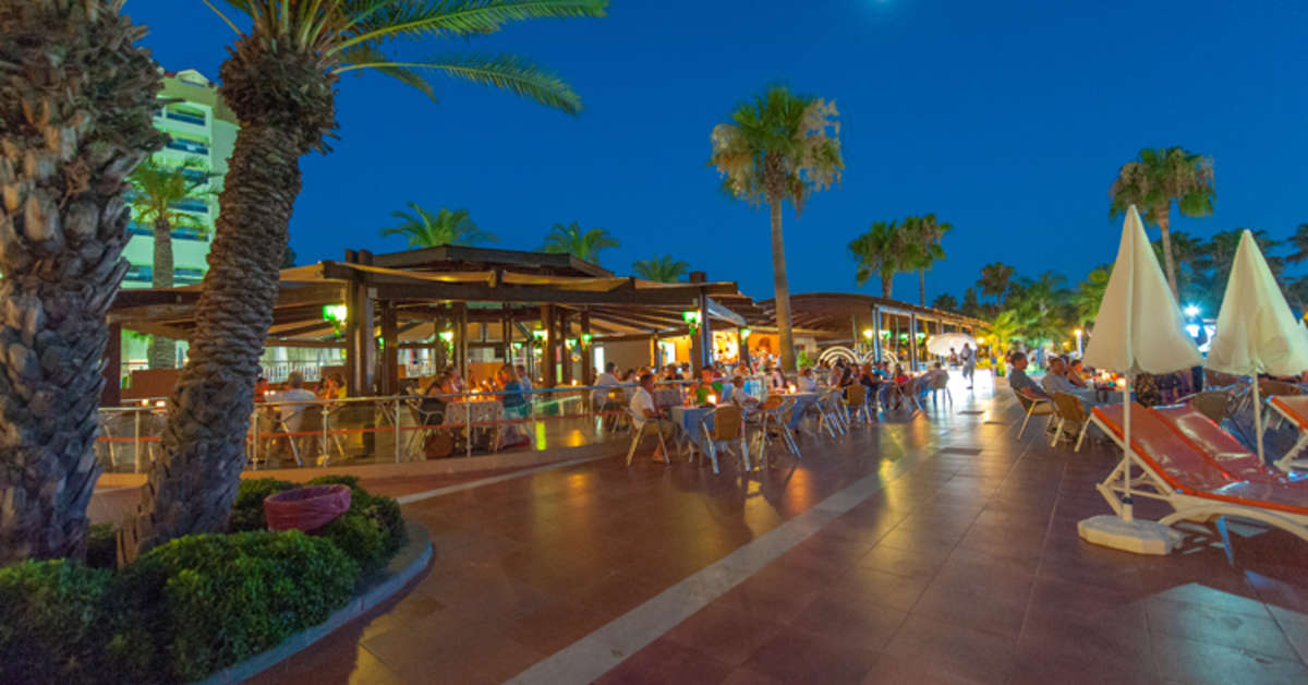 Een foto van het terras bij Arycanda Kirman Premium