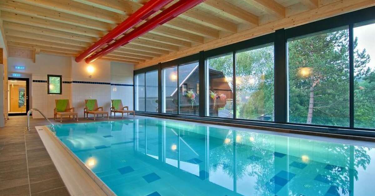 Een foto van het zwembad bij Vakantiepark Naturelhotel Schönleitn